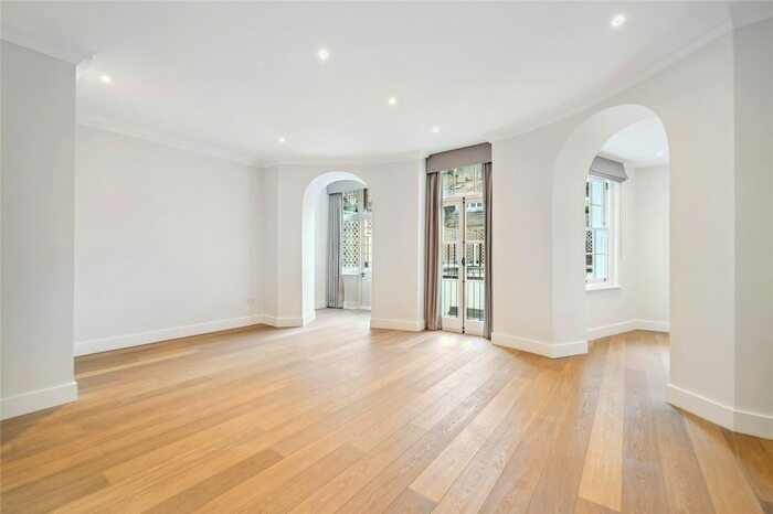 2 Bedroom Flat To Rent In Sloane Street, London, SW1X