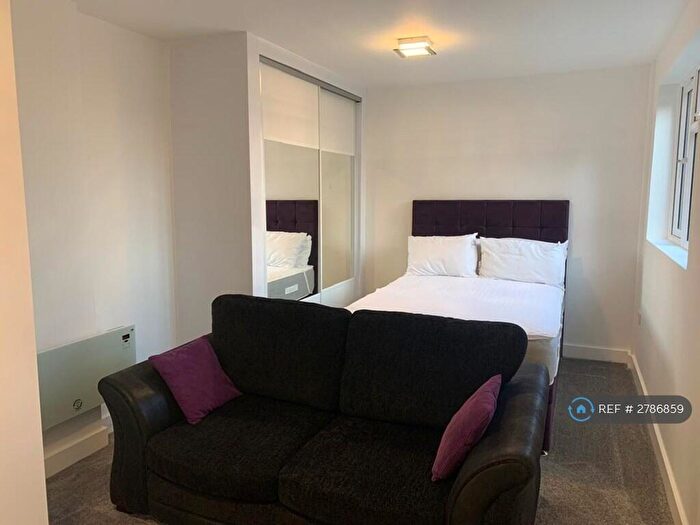 Studio To Rent In Wexham, Slough, SL3