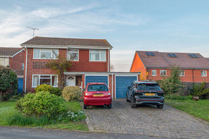 4 Bedroom Detached House For Sale In Elizabeth Rout Close, Spencers Wood, Reading, Berkshire, RG7