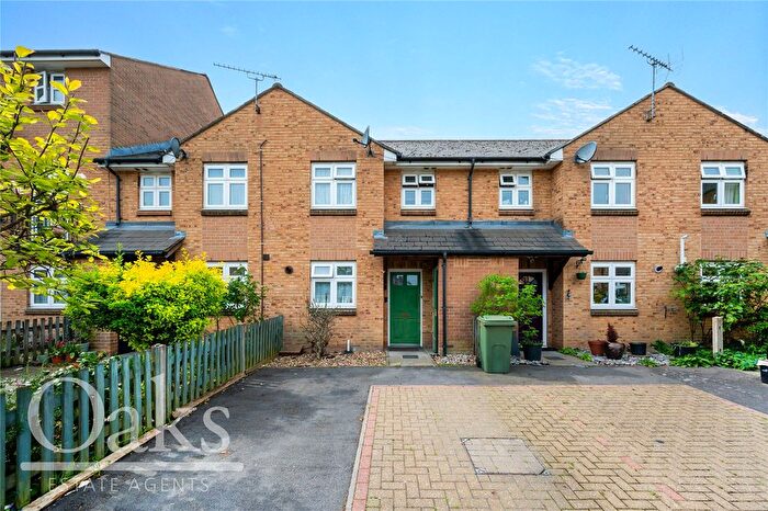 3 Bedroom Terraced House For Sale In Estoria Close, Tulse Hill, SW2
