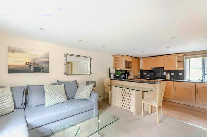 1 Bedroom Flat To Rent In Westminster, London, W1K