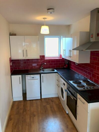 1 Bedroom Flat To Rent In Uxbridge Road, London, W13