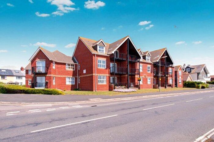 2 Bedroom Flat To Rent In St. Andrews Road, Hayling Island, PO11