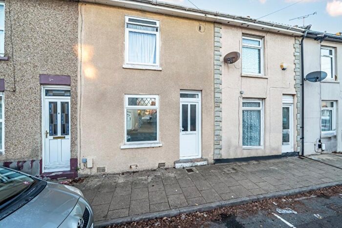 2 Bedroom Terraced House For Sale In Albert Street, Gosport, Hampshire, PO12