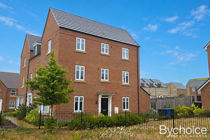 4 Bedroom End Of Terrace House To Rent In Goddard Street, Bury St Edmunds, IP32