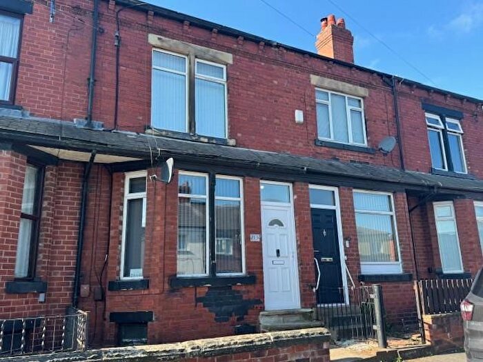 4 Bedroom Property To Rent In Firth Grove, Beeston, Leeds, LS11