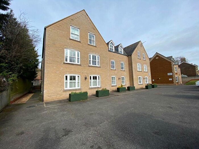 2 Bedroom Apartment To Rent In Howdale Road, Downham Market, PE38