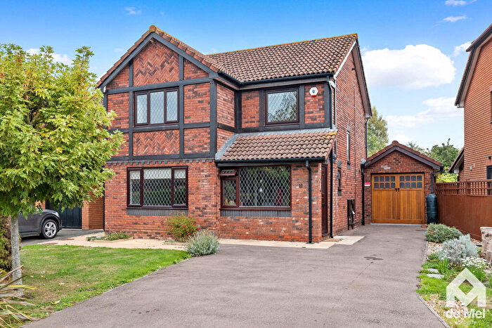 5 Bedroom Detached House For Sale In Vilverie Mead, Bishops Cleeve, Cheltenham, GL52
