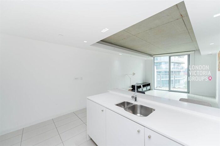 1 Bedroom Apartment To Rent In East Tower, Hoola, Tidal Basin Road, London, E16