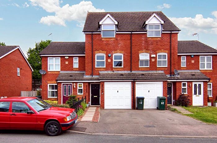 3 Bedroom Terraced House For Sale In Fow Oak, Coventry, CV4