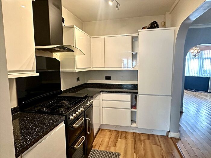 3 Bedroom Semi-detached House For Sale In Chester Road, Castle Bromwich, Birmingham, West Midlands, B36