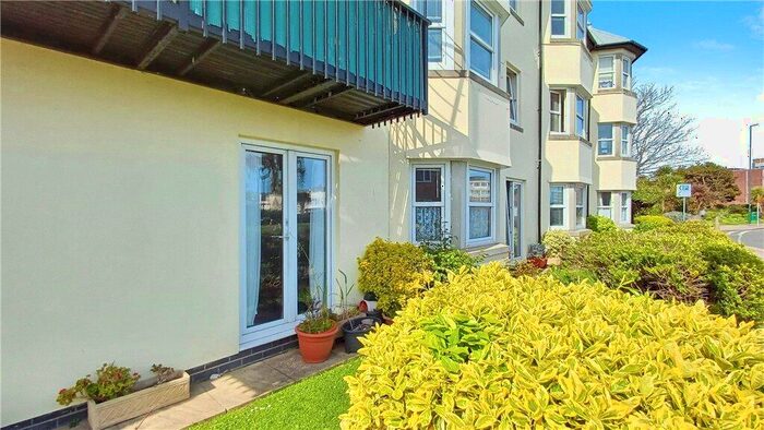 1 Bedroom Apartment For Sale In West Street, Bognor Regis, West Sussex, PO21