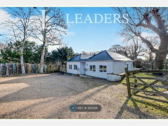 3 Bedroom Bungalow To Rent In South Sway Lane, Sway, Lymington, SO41