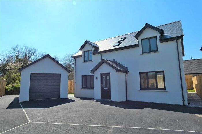 4 Bedroom Detached House For Sale In Clarbeston Road, SA63