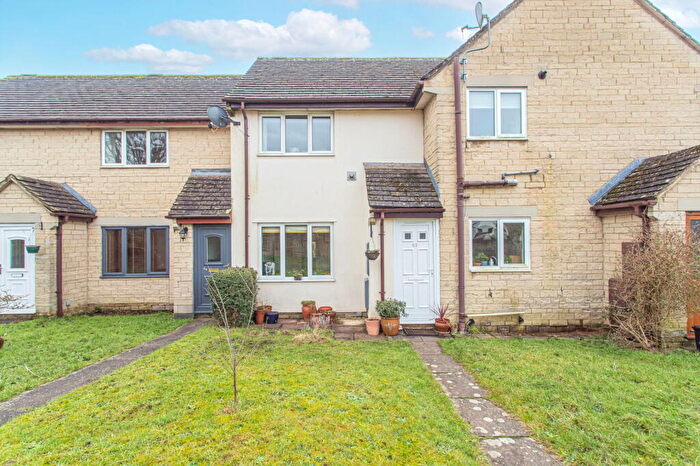 1 Bedroom Terraced House For Sale In Longtree Close, Tetbury, GL8