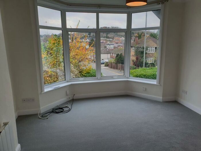 2 Bedroom Flat To Rent In Birches Rise, High Wycombe, HP12