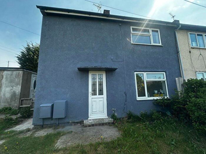 3 Bedroom End Of Terrace House To Rent In Haldane Crescent, Bolsover, Chesterfield, S44