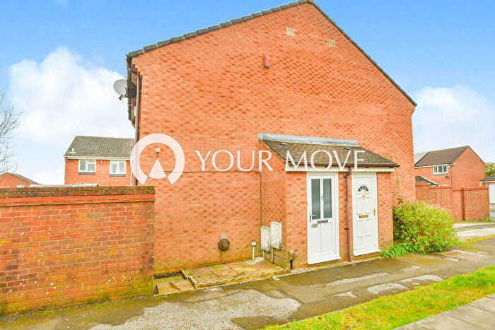 1 Bedroom House To Rent In Yeo Close, Efford, Plymouth, Devon, PL3