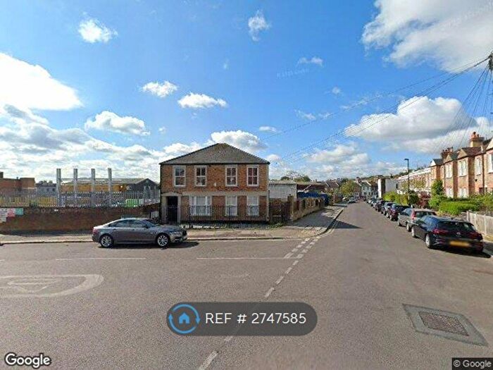 1 Bedroom Flat To Rent In Malham Road, London, SE23