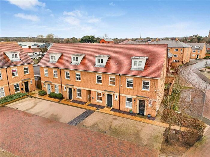 4 Bedroom Terraced House For Sale In Salmons Yard, Newport Pagnell, Milton Keynes, MK16