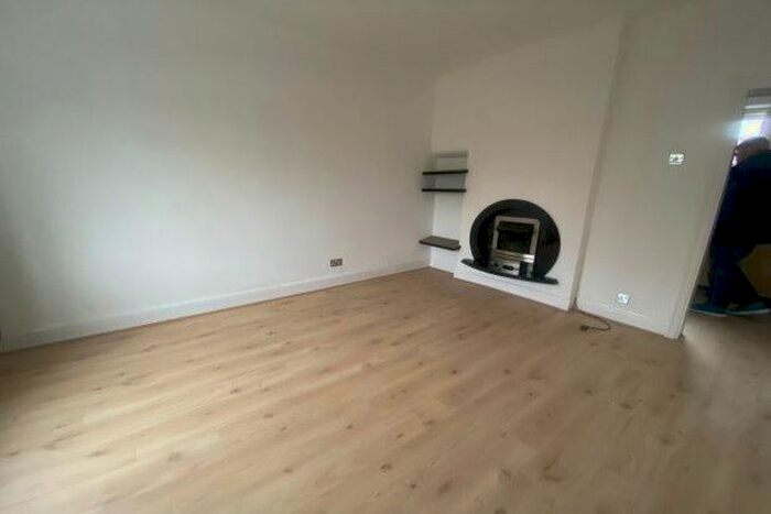3 Bedroom Property To Rent In Briarwood Avenue, Manchester, M43