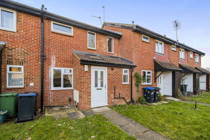 3 Bedroom Terraced House To Rent In Bitterne Drive, Woking, Surrey, GU21