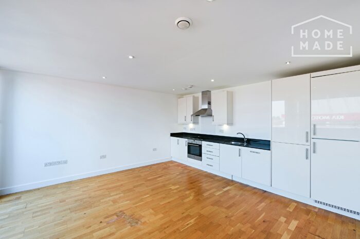 2 Bedroom Apartment To Rent In Zenith Close, NW9