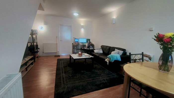 1 Bedroom Flat To Rent In High Street, Orpington, BR6