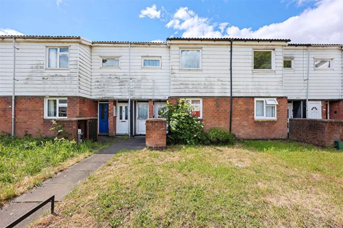 1 Bedroom Maisonette For Sale In Burns Close, Hayes, UB4