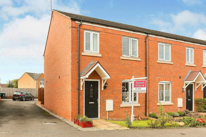 3 Bedroom End Of Terrace House To Rent In Penruddock Drive, Coventry, CV4