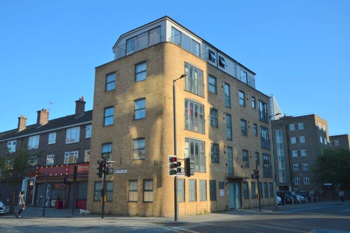 2 Bedroom Flat To Rent In Southwark Bridge Road, London, SE1