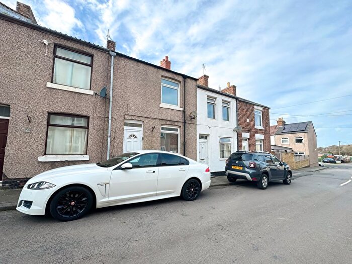 2 Bedroom Terraced House For Sale In William Street, Skelton-In-Cleveland, Saltburn-By-The-Sea, TS12