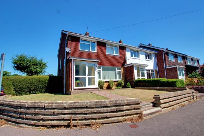 3 Bedroom House To Rent In Havant Brookfield Close Unfurnished, PO9