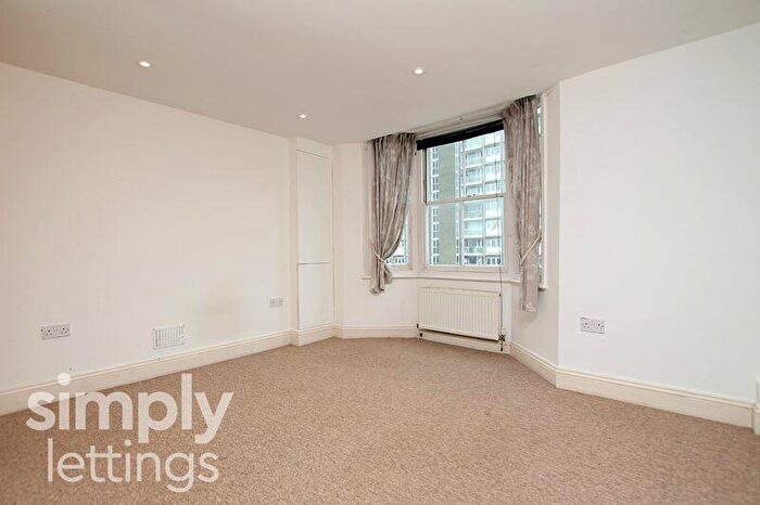 1 Bedroom Flat To Rent In Devonshire Place, Brighton, BN2
