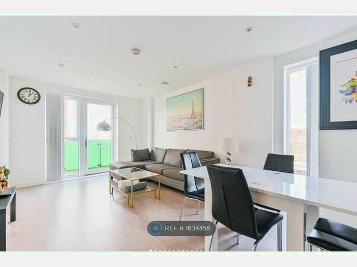 2 Bedroom Flat To Rent In Smith House, Wembley, HA9