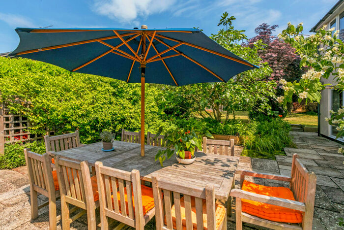 4 Bedroom Detached House For Sale In Northend, Henley-on-Thames, RG9