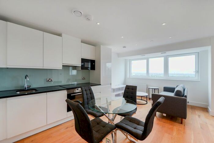 1 Bedroom Flat To Rent In The Residences, Edridge Road, Croydon, CR0