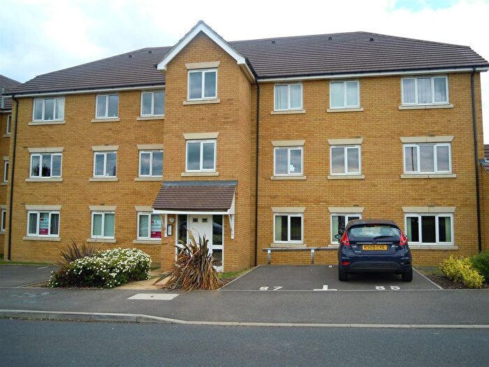 2 Bedroom Flat To Rent In Fellowes Road, Peterborough, PE2