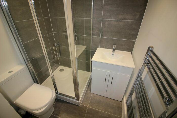 1 Bedroom Flat To Rent In Postway Mews, Ilford, IG1