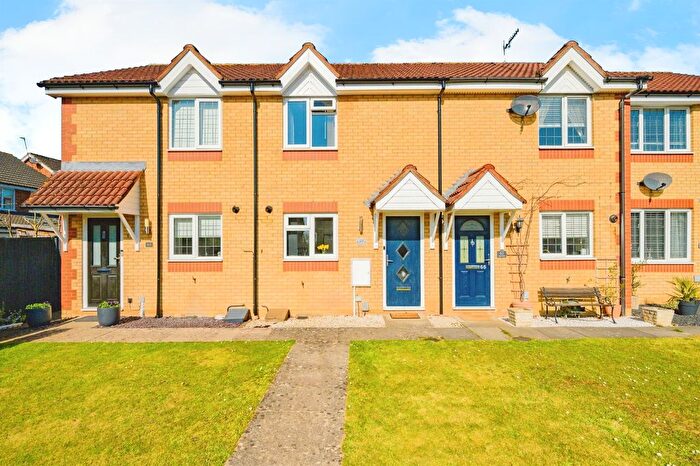 2 Bedroom Terraced House For Sale In Halsey Drive, Hemel Hempstead, HP1