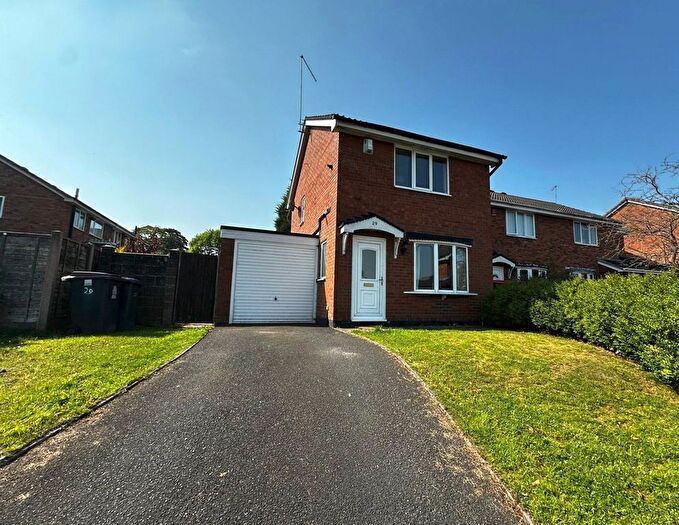 2 Bedroom Detached House To Rent In Wharf Close, St. Georges, Telford, Shropshire, TF2