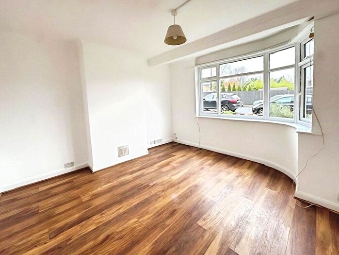 2 Bedroom Maisonette To Rent In Sidmouth Road, Orpington, BR5