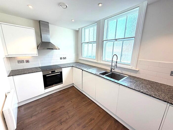 2 Bedroom Flat To Rent In East Street, Brighton, BN1