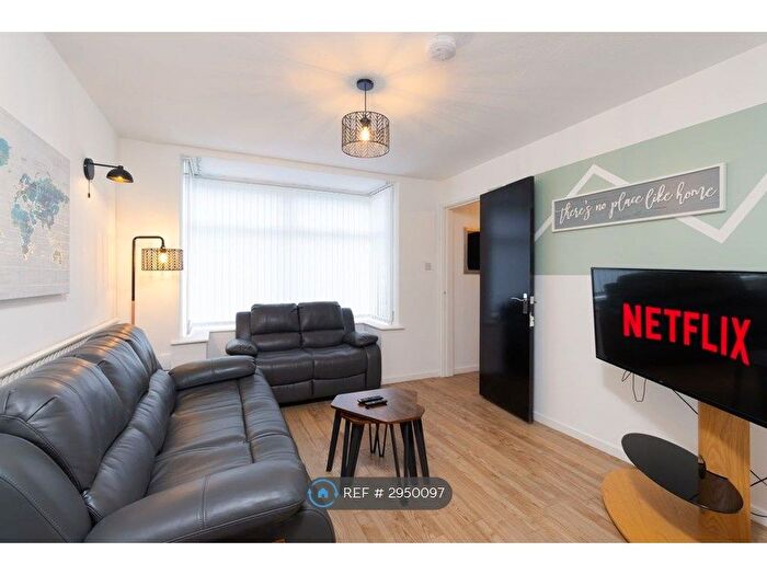 3 Bedroom Semi-Detached House To Rent In King Street, Leamington Spa, CV32