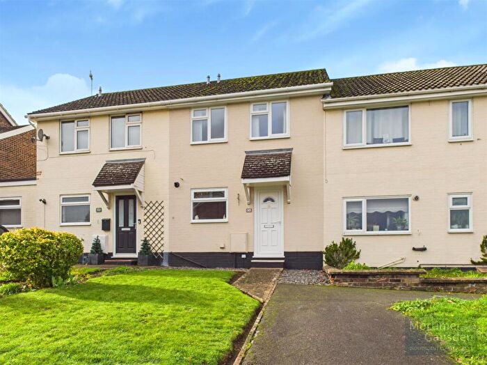 3 Bedroom Terraced House For Sale In Scarlin Road, Bury St. Edmunds, IP33