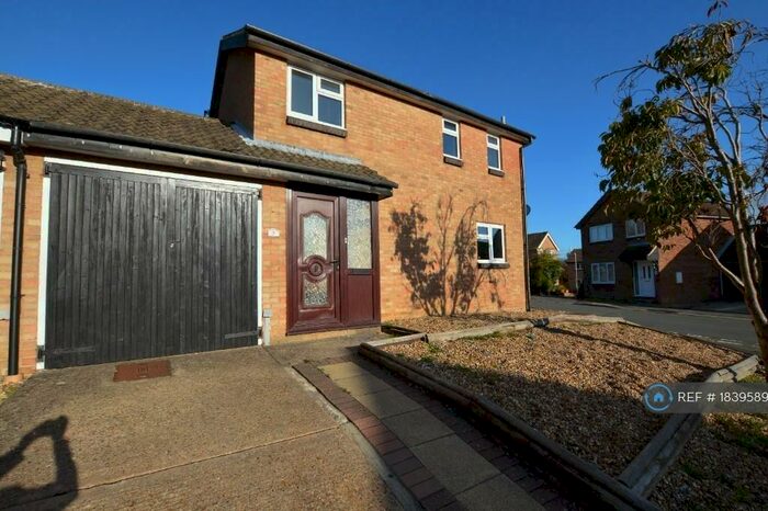 3 Bedroom Detached House To Rent In Rockall Close, Haverhill, CB9