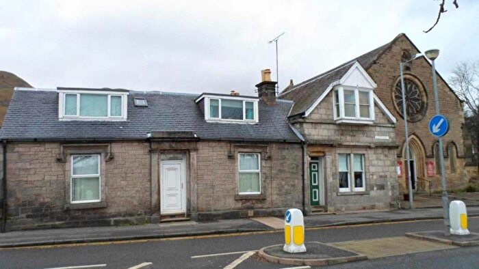 3 Bedroom Semi-Detached House To Rent In High Street, Tillicoultry, Clackmannanshire, FK13