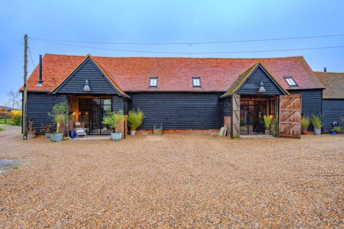 3 Bedroom Barn Conversion For Sale In Kimpton Road, Kimpton, SG4