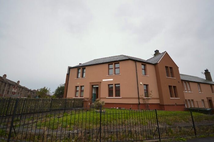 2 Bedroom Flat To Rent In Hindmarsh Avenue, Coldside, Dundee, DD3