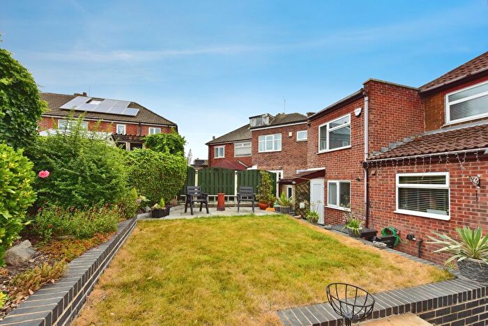 4 Bedroom Semi-Detached House For Sale In Rosegarth Avenue, Aston, Sheffield, South Yorkshire, S26